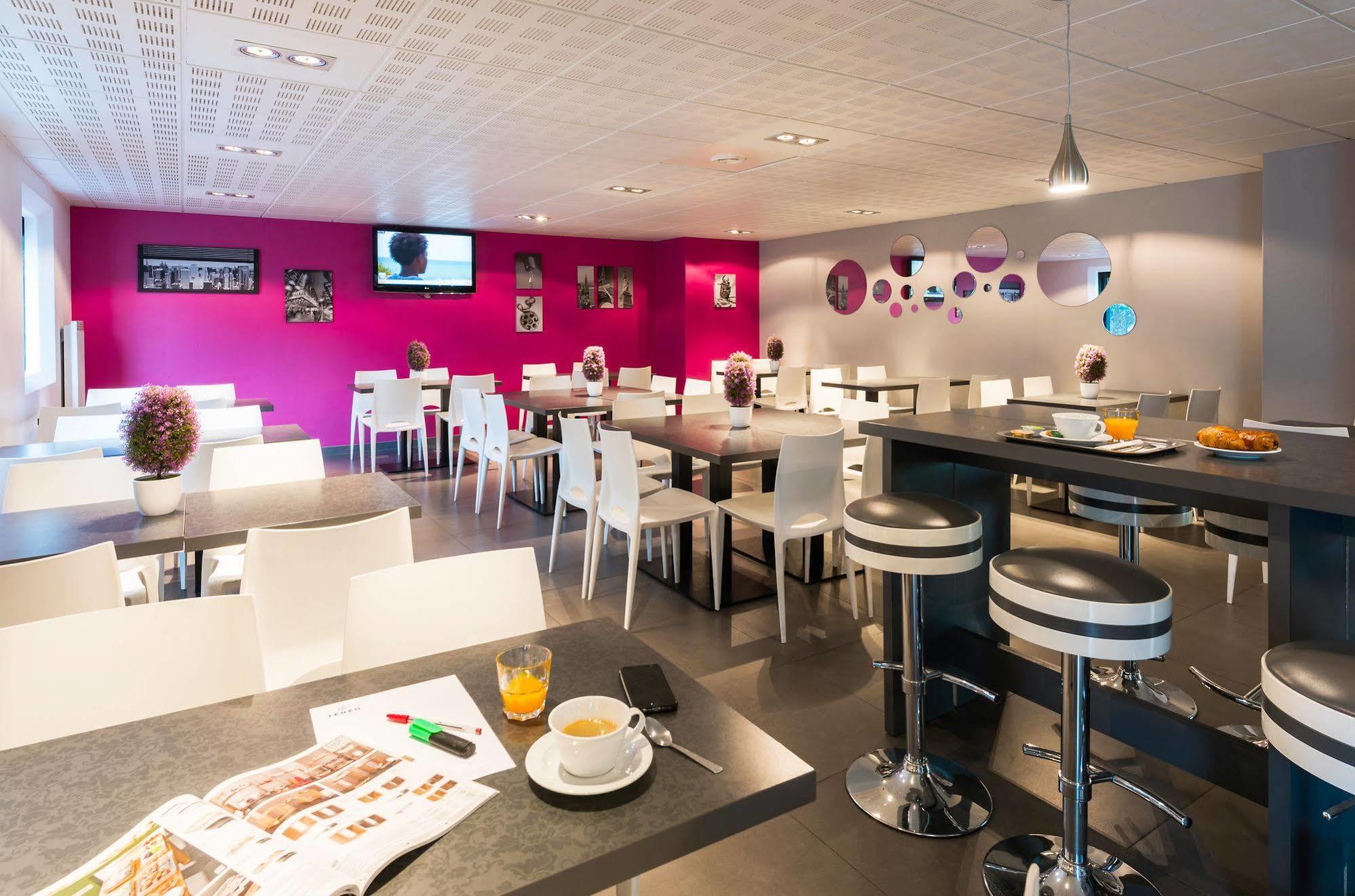 Teneo Apparthotel Bordeaux Merignac - Aeroport Εξωτερικό φωτογραφία